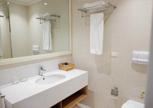Suite with Balcony and Sea View